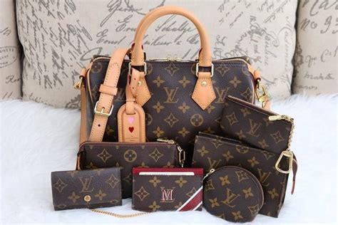 louis vuitton sc a main 1500 dollard|Louis Vuitton collection.